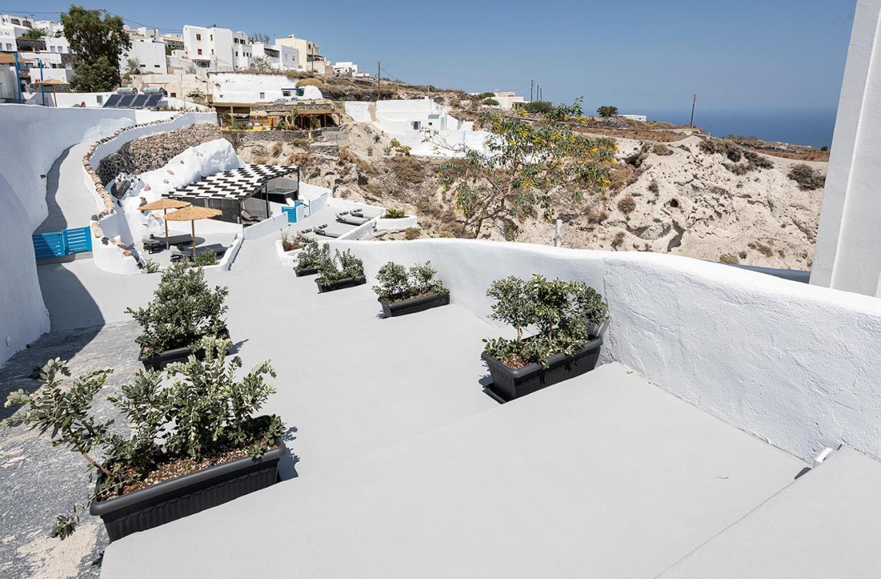 Rafael' S Mediteranian Cave Suites Firostefani Bagian luar foto